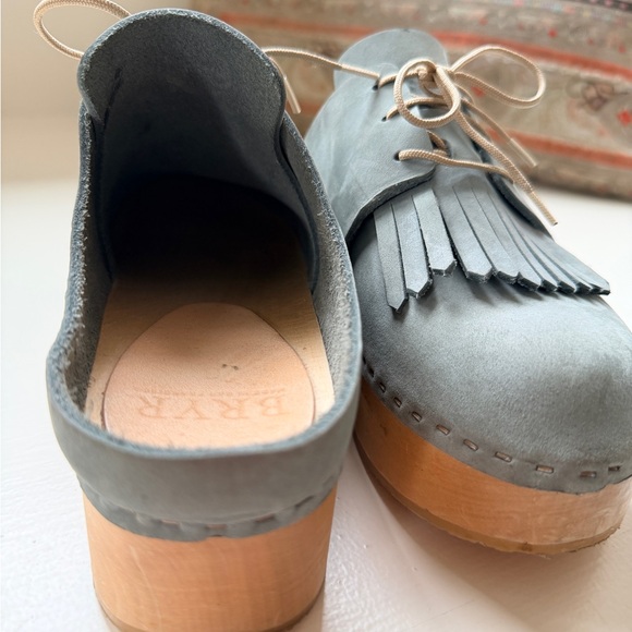NWOT BRYR Zoe Wooden Platform Clog with Kilt Tassel Tongue in Agave - size 36 - Picture 11 of 11
